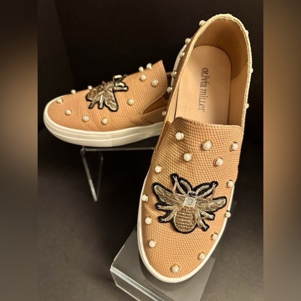 Olivia Miller Genesee Bee 🐝 Sneakers